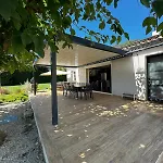 Villa - Piscine au sel - Terrain de Pétanque - Jardin - Climatisation