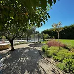 Villa - Piscine au sel - Terrain de Pétanque - Jardin - Climatisation * Rochefort-du-Gard