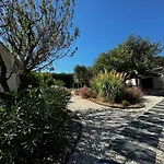 Villa Villa - Piscine au sel - Terrain de Pétanque - Jardin - Climatisation Rochefort-du-Gard