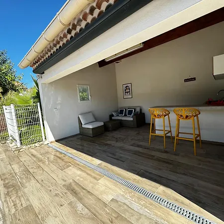 Βίλα Rochevida - Piscine - Pres D'avignon Et Du Pont Du Gard *