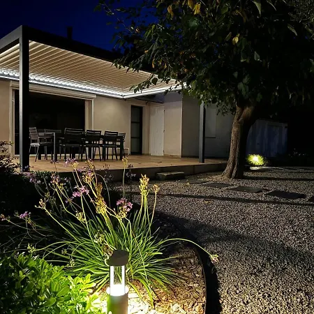 Rochevida - Piscine - Clim - Bbq - Petanque * Rochefort-du-Gard