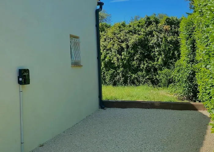 Rochevida - Piscine - Pres D'avignon Et Du Pont Du Gard Villa *